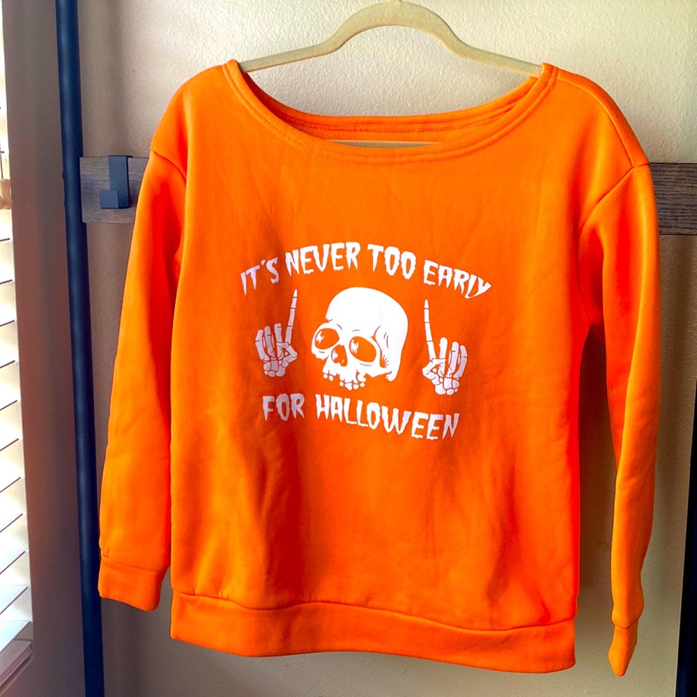 Halloween graphic sweater - orange size small
